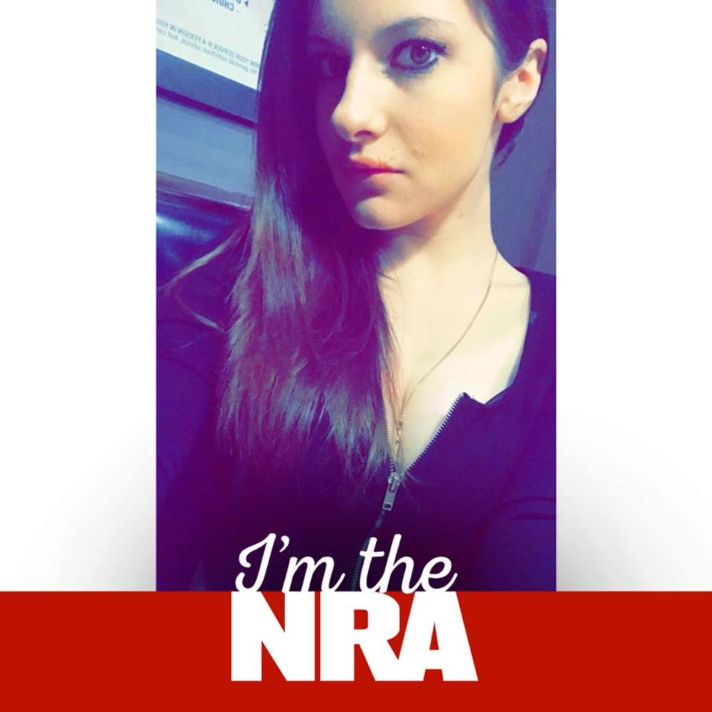 Meet your Posher, Hallie